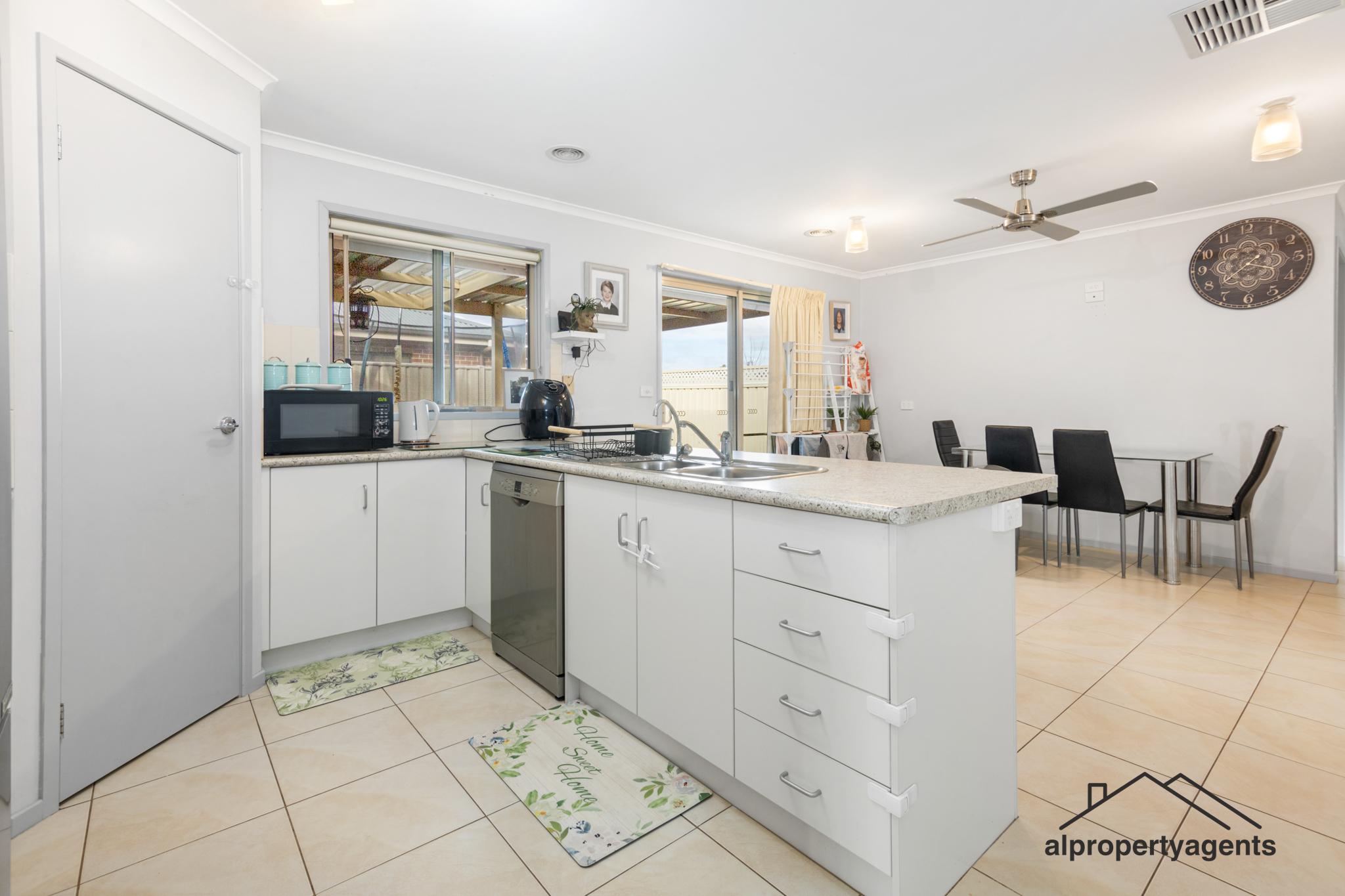 13 HICKSON ST, HORSHAM VIC 3400, 0 Schlafzimmer, 0 Badezimmer, House