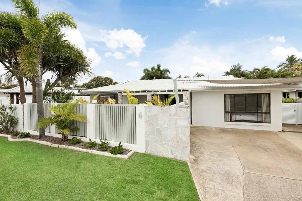 4 Yaringa Avenue, Buddina, QLD 4575