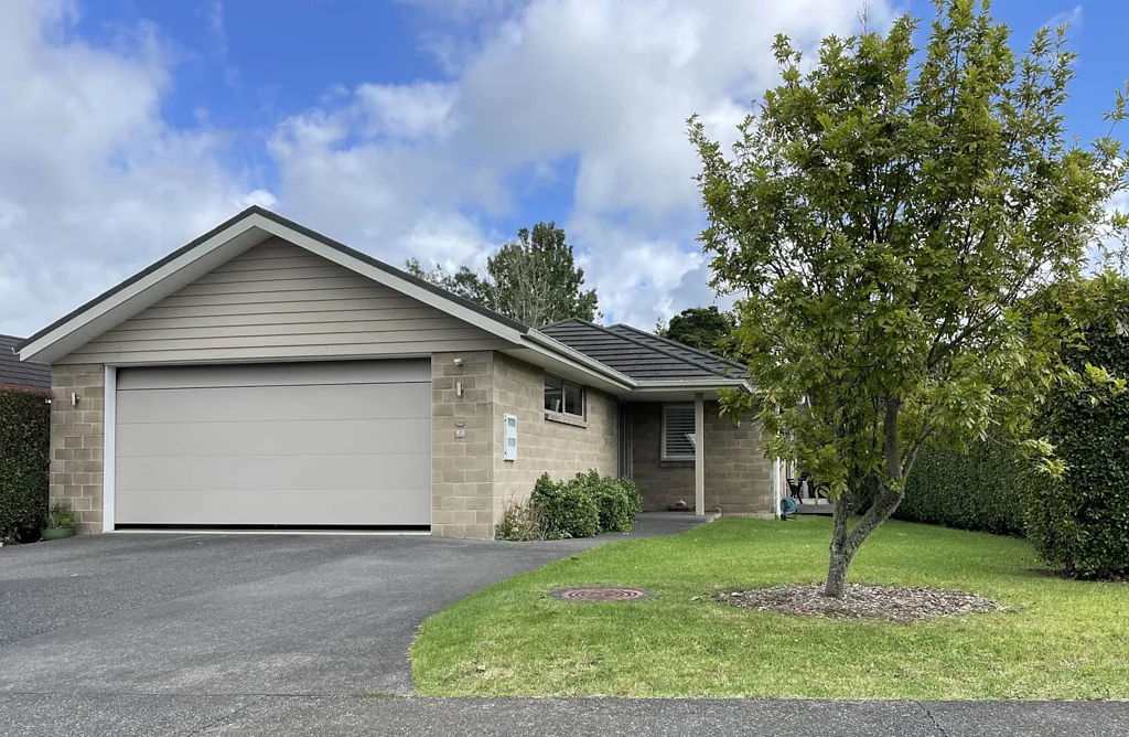 Kerikeri 3房  Stylish Home, River Reserve Views & Gated Security