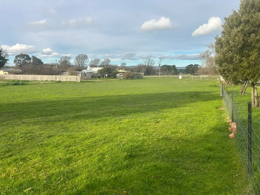 16 Bond Street, Ross, TAS 7209