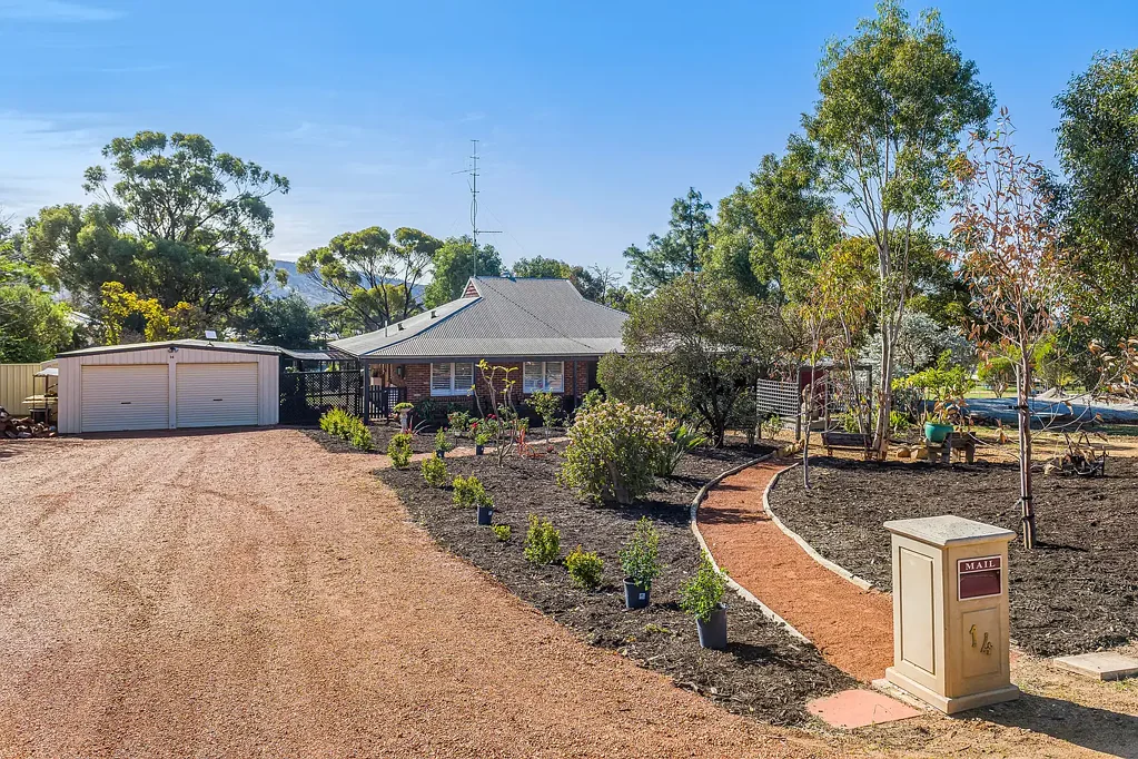 14 Maud Street, York, WA 6302
