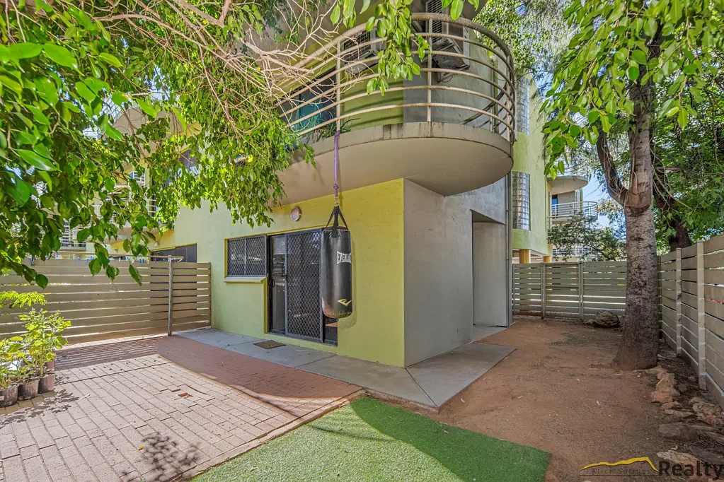 1/11 Undoolya Road, East Side, NT 870