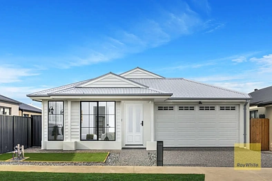 Mount Cottrell 4Zimmer Modern Family Living with Style, Space & Luxury Appeal