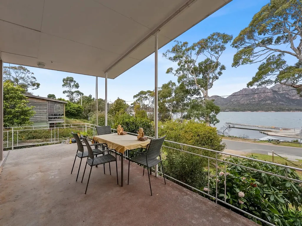 Coles Bay 3कमरा Location and Flexibility