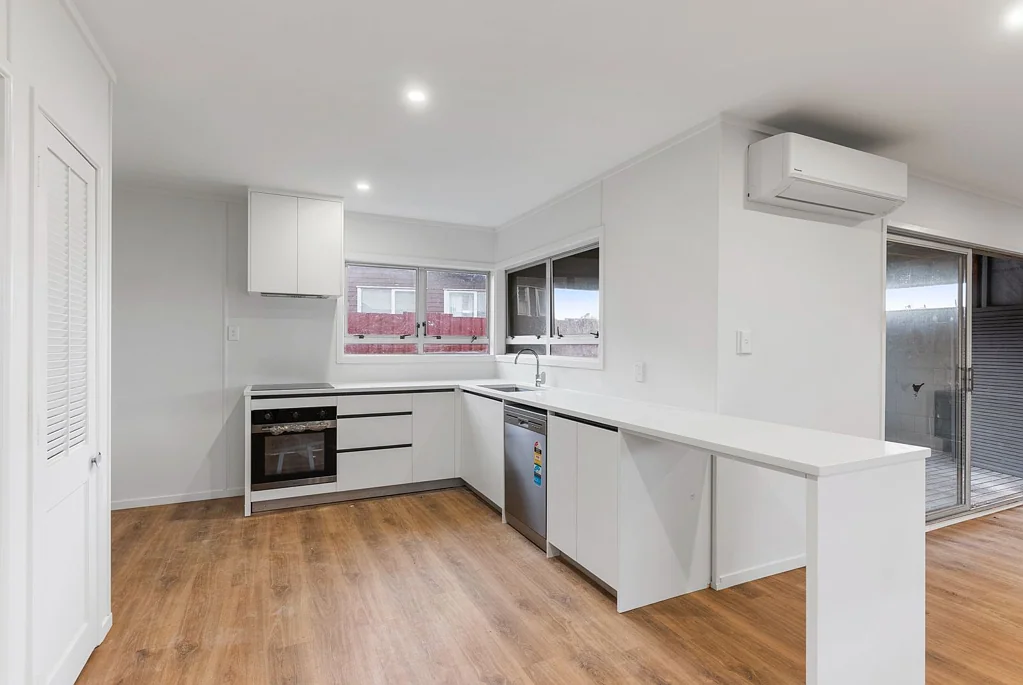Mangere 3 Bedroom Vendor Loss Your Gain!