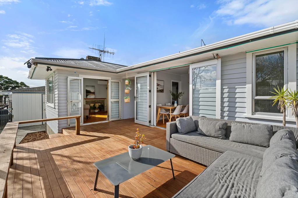 Bellevue 3Moenga The Ideal First Home - Central & Convenient