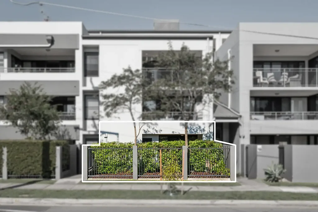 Moorooka 1 Bedroom Affordable Entry-Level Living with a Fresh New Look & Oversized Courtyard
