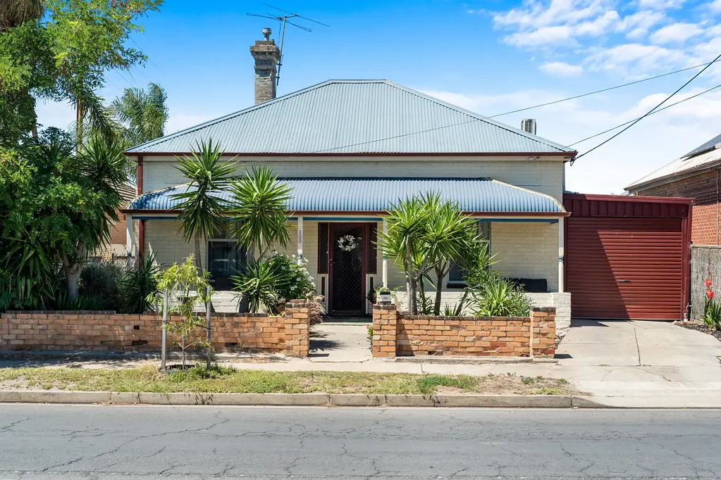 100 Strathfield Terrace, Largs North, SA 5016