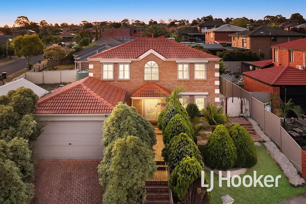 2 Eleanore Crescent, Hallam, VIC 3803