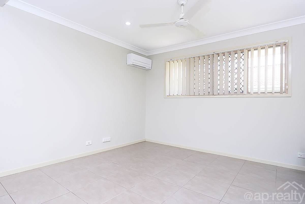 28 BRUSHWOOD CCT, FOREST LAKE QLD 4078, 0 રૂમ, 0 બાથરૂમ, House