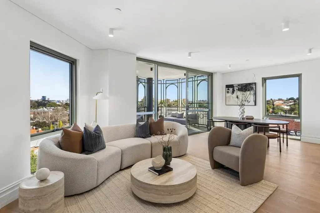 Mount Lawley 3 Slaapkamer Brand New Residence with Breath-Taking City Views