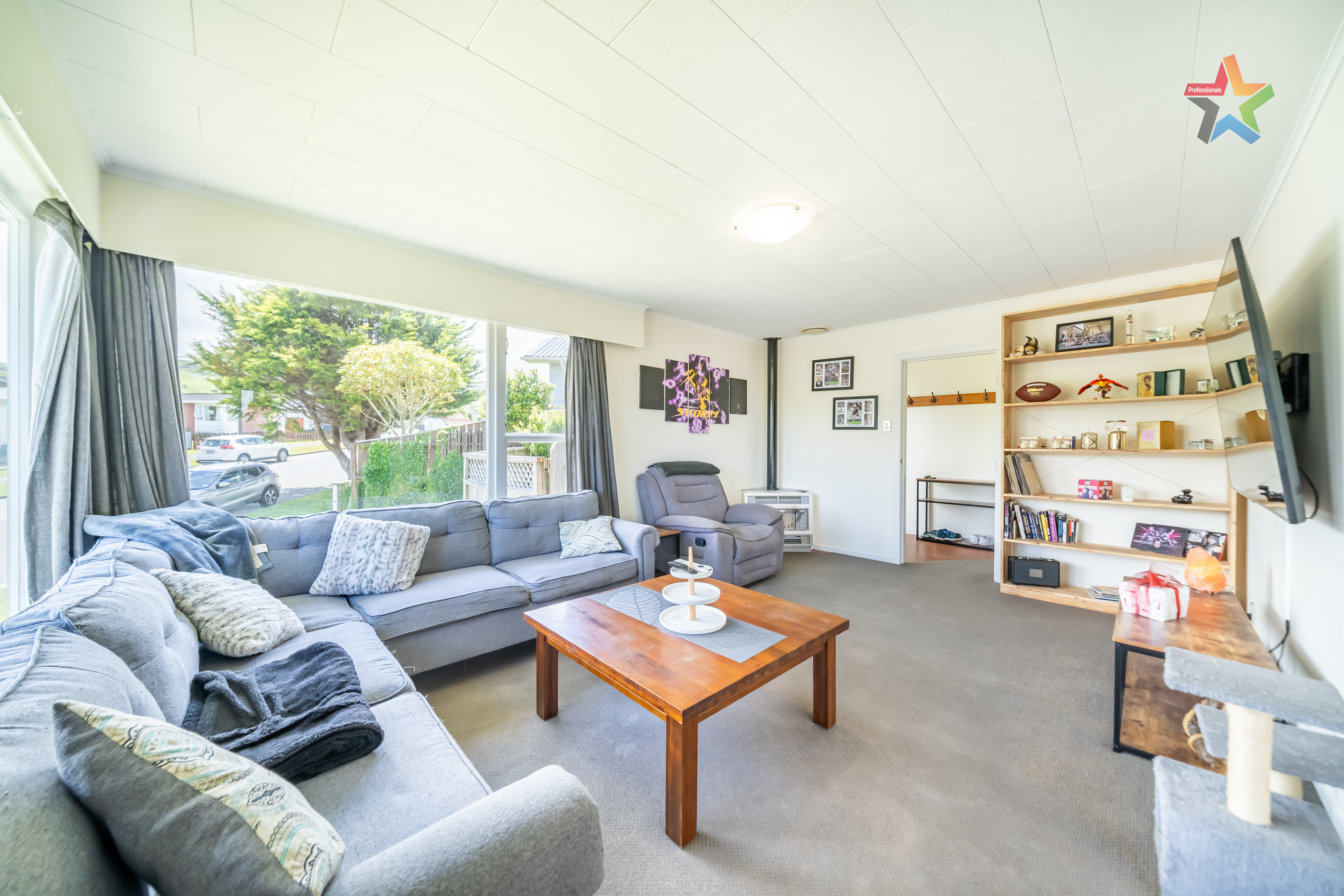 52 Waipounamu Drive, Kelson, Lower Hutt, 3 phòng ngủ, 1 phòng tắm, House