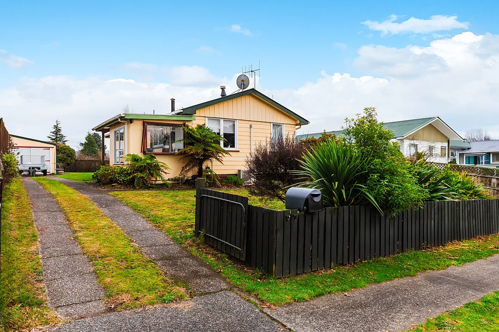 Turangi 3房  Welcome to 37 Te Takinga Street