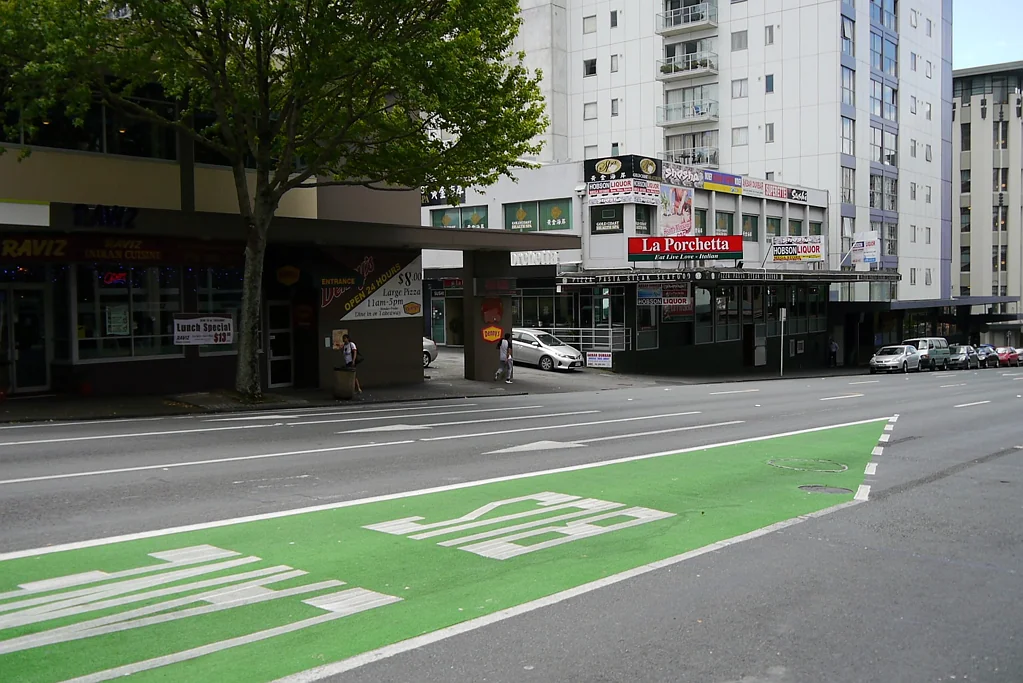 Auckland Central  CBRE - Prime CBD Retail