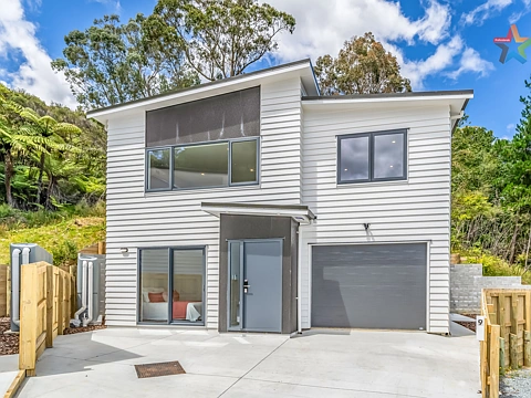 Stokes Valley 4房  NEW BUILD - STANDALONE - GARAGING - 165sqm!