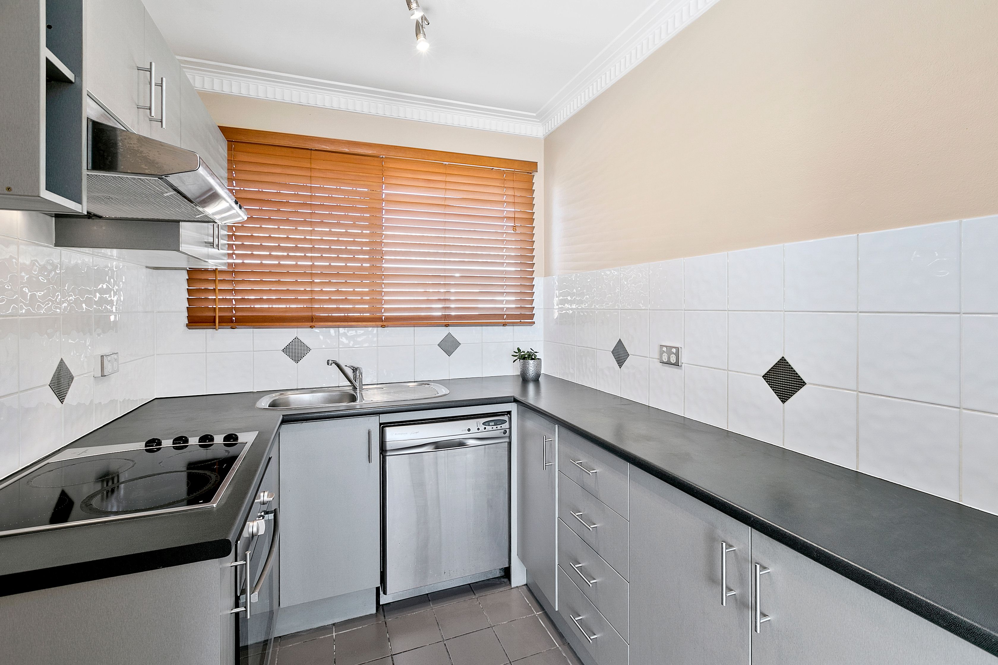 UNIT 6 85 PRINCE ST, ANNERLEY QLD 4103, 0房, 0浴, Unit