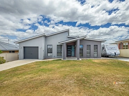 15 Mountain View Rise, Latrobe