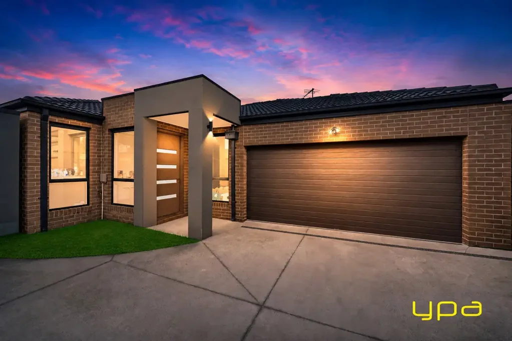 Cranbourne 3બેડરૂમ Stylish, Low- Maintenance Living with No Body Corporate