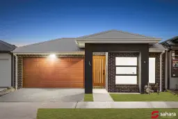 5 Striker Way, Tarneit