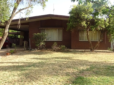 Dookie 4Kwarto FOUR BEDROOM HOME - CENTRALLY LOCATED
