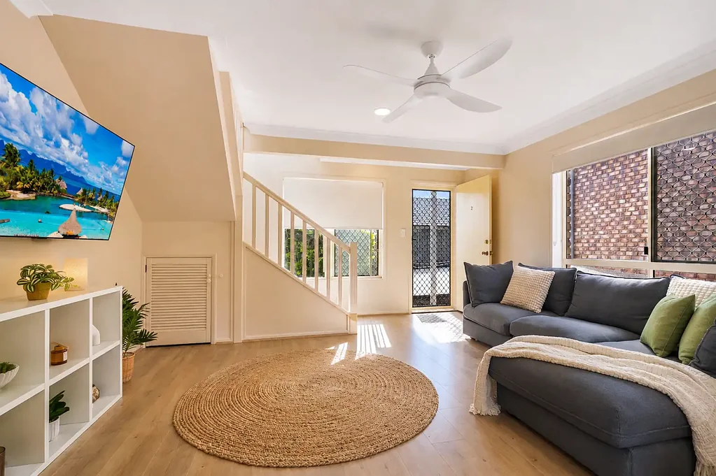Carina 3ਬੈੱਡਰੂਮ Low Maintenance Living in the Heart of Carina