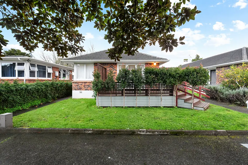 2/8 Bowling Avenue, Epsom, Auckland City, Auckland