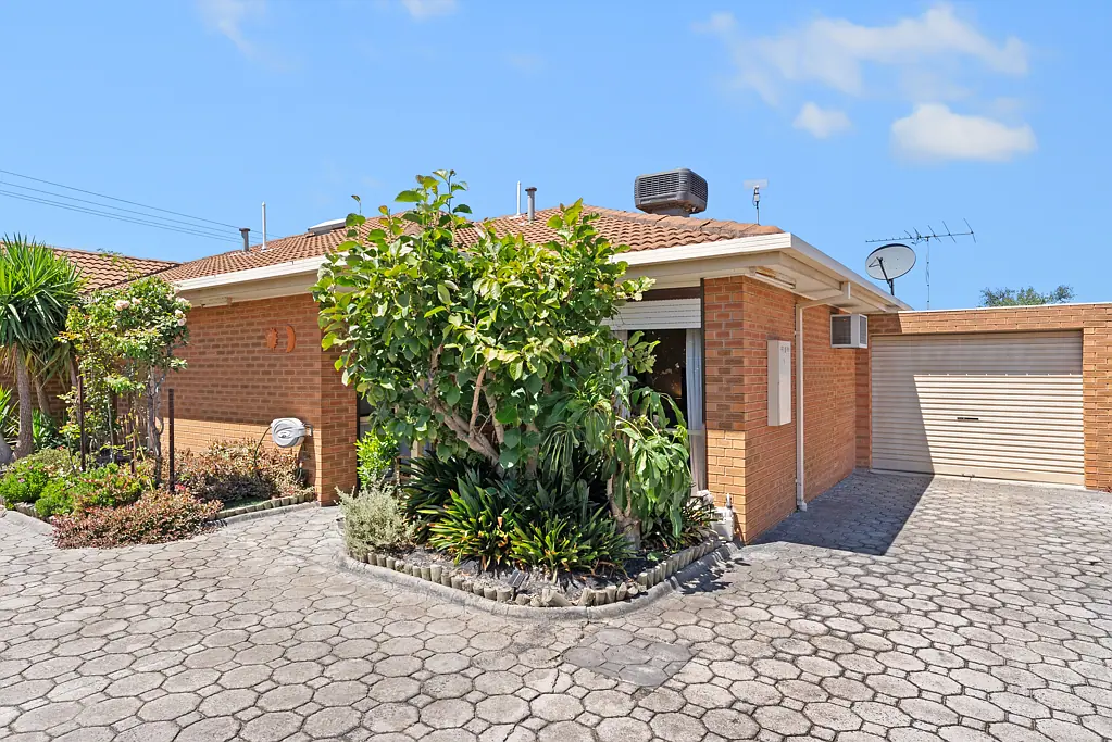 2/9 Hazel Grove, Pascoe Vale, VIC 3044