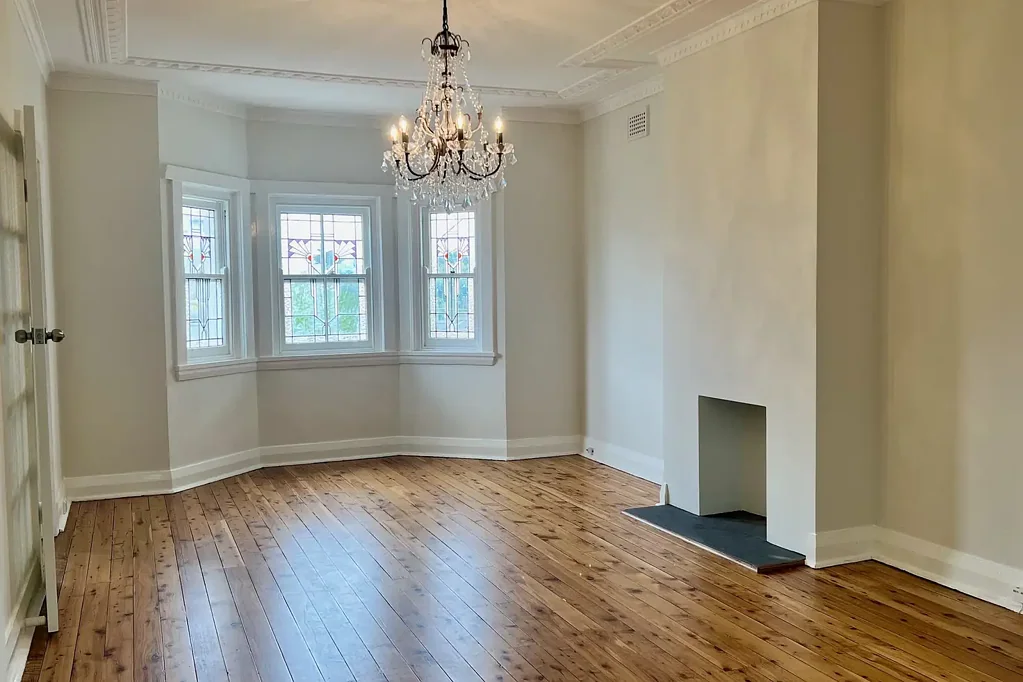 Renovated family sized apartment on the edge of Clovelly Village - only 2 apartments in the block