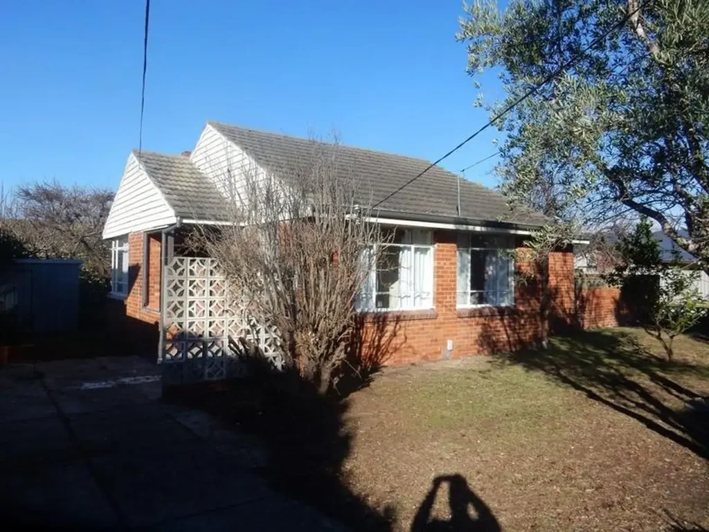 3 Bedroom home close to the beach