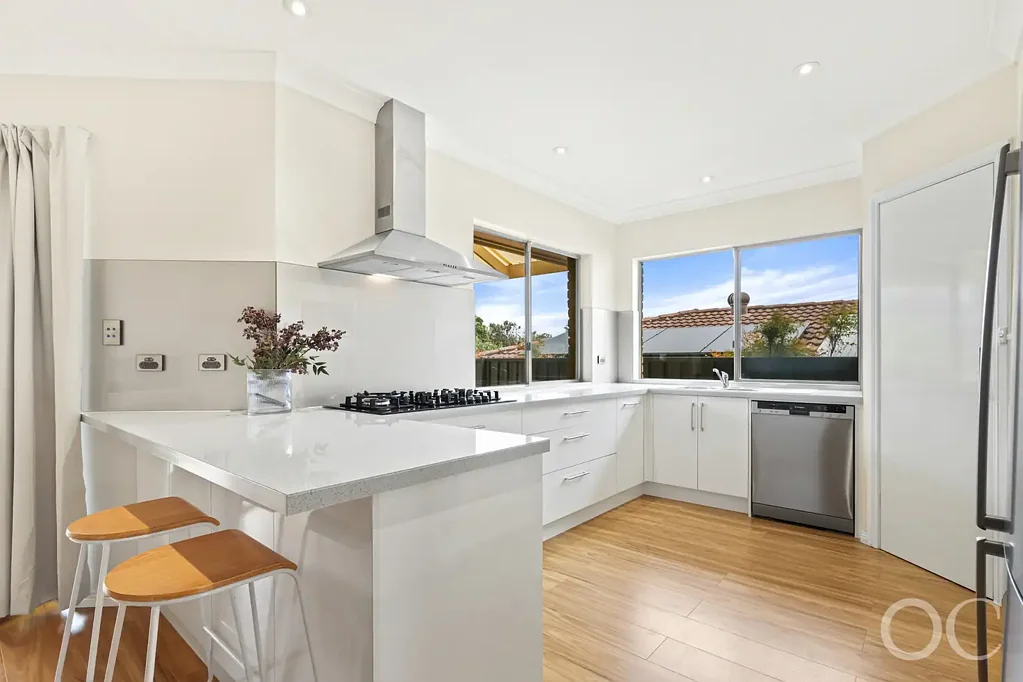 Hallett Cove 4Kwarto Open the Door to Space, Quality & Effortless Hallett Cove Living