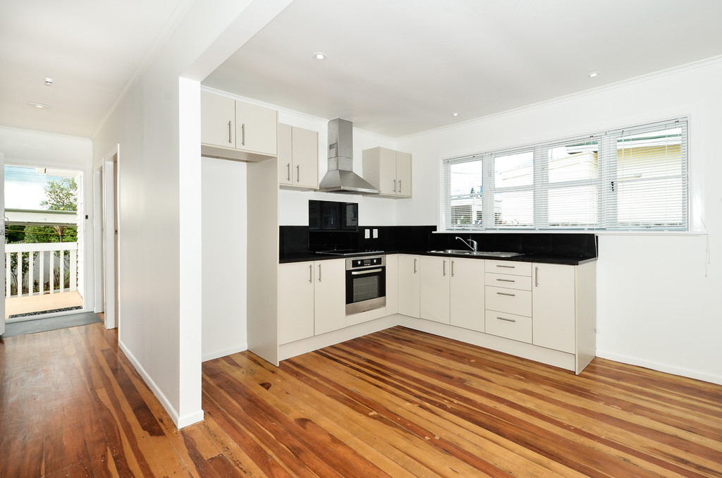 70 Archibald Road, Kelston, Auckland - Waitakere, 3 chambres, 1 salles de bain