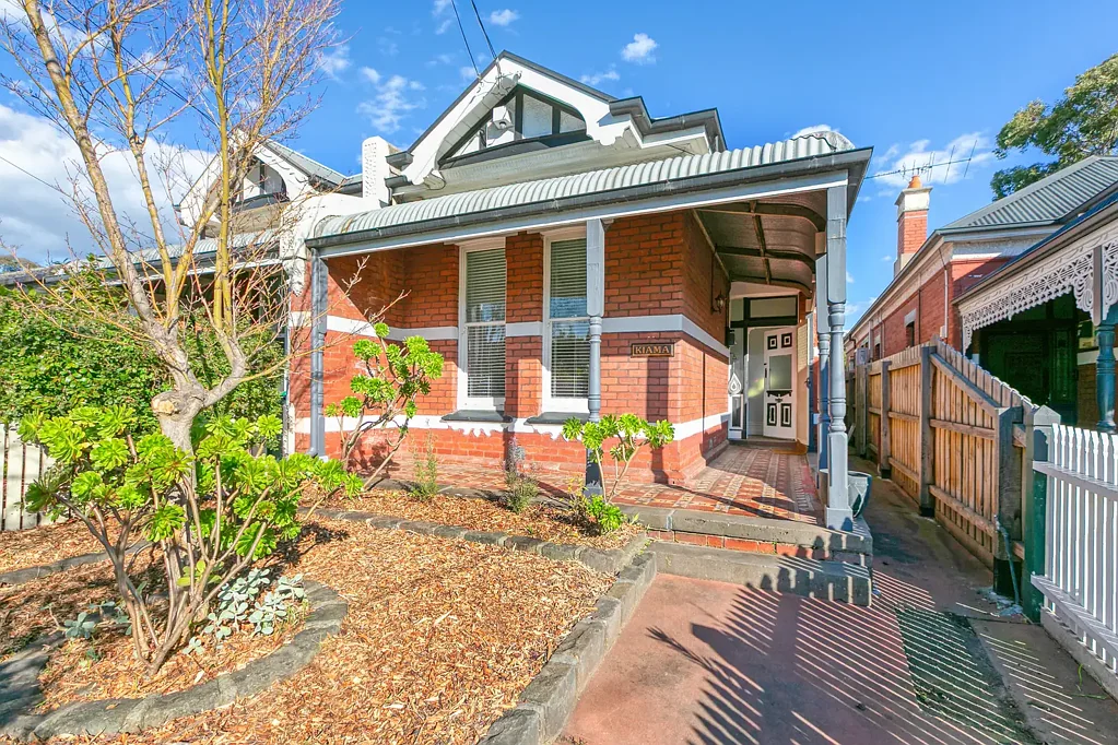Northcote 3 Bedroom Heart of Northcote - Spacious, Stylish & Perfectly Positioned