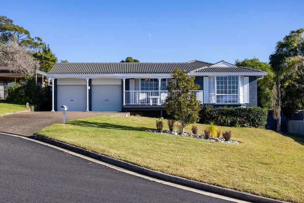 1 Burtonia Court, Tura Beach, NSW 2548