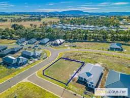 8 SUNRISE CRES, Armidale