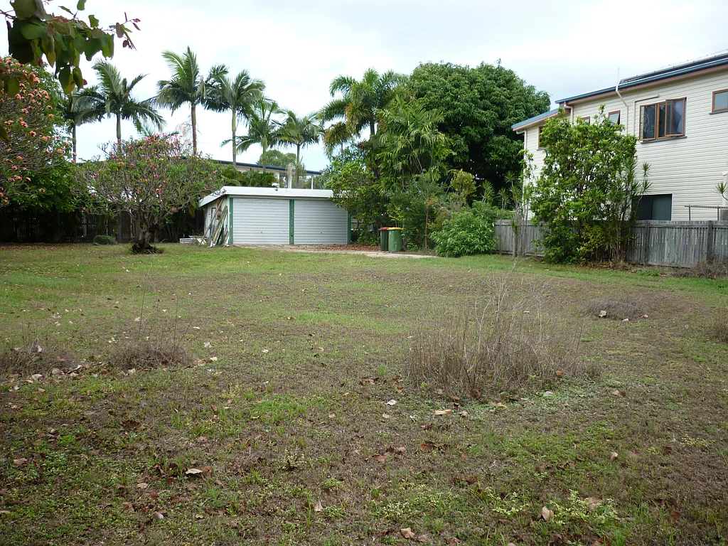 13 Parramatta Street, Belgian Gardens, QLD 4810