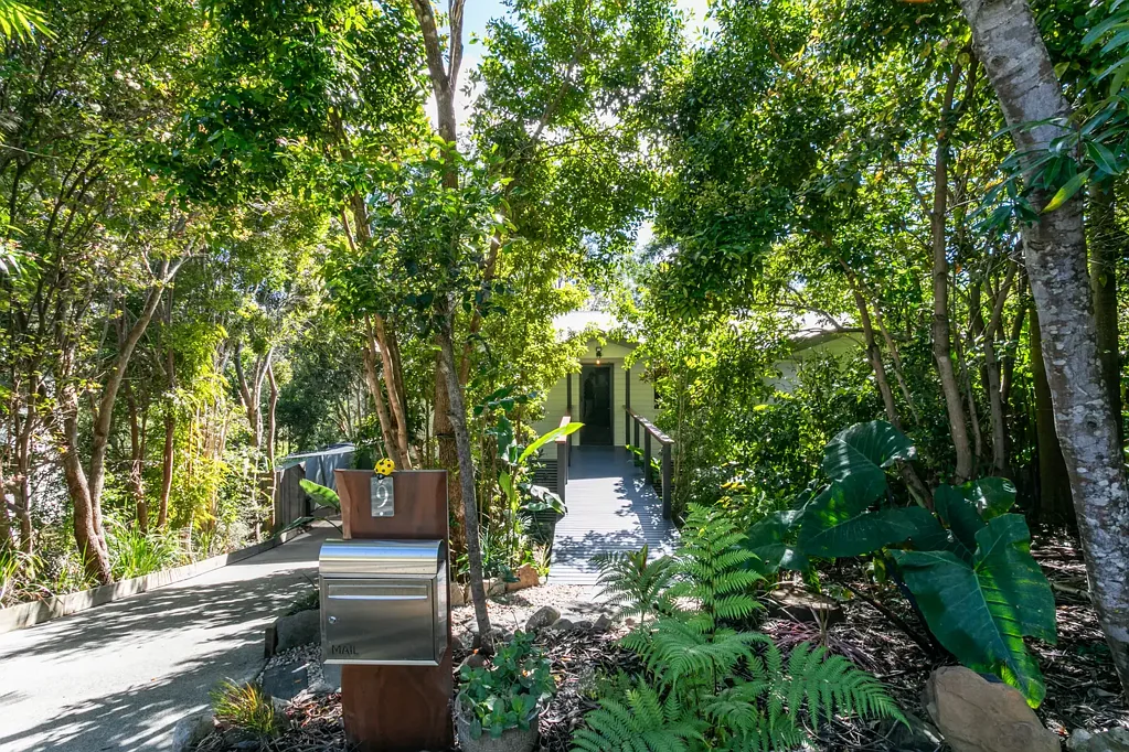 Cooran 4Zimmer North Facing Entertainer: Dual Living, Leafy Gardens, Privacy!