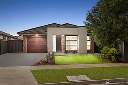 10 Chandler Way, Cobblebank