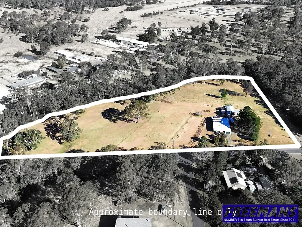 Nanango 4房 6.3英亩乡村度假 两个独立地块 城镇供水溪流边 家庭空间投资潜力 Rural Lifestyle Of 6.3 Acres on Two Lots with Creek Frontage