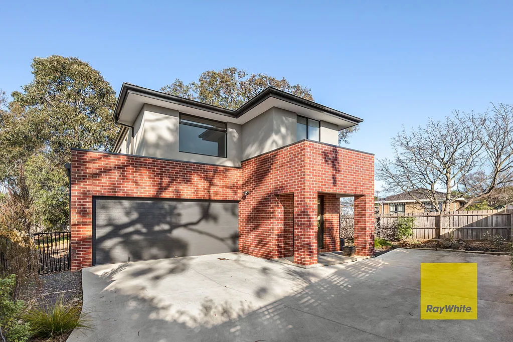 2/11 Byambee Court, Grovedale, VIC 3216