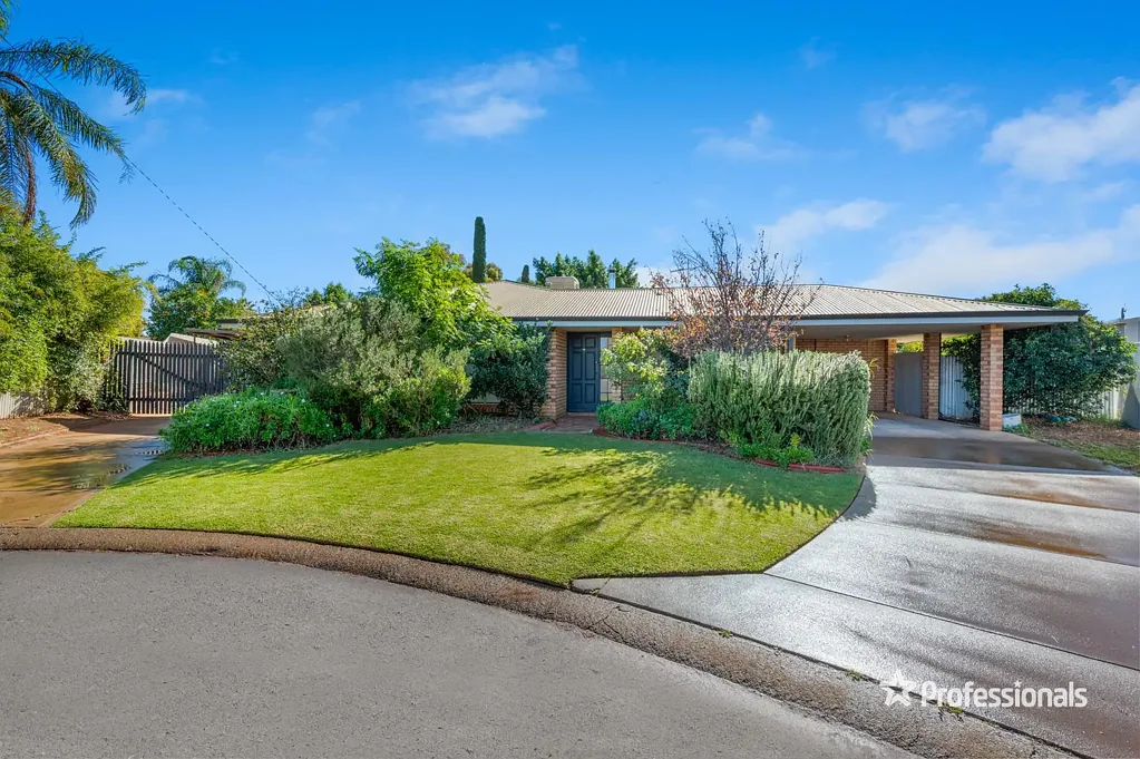 8 Hartrey Lane, Hannans, WA 6430