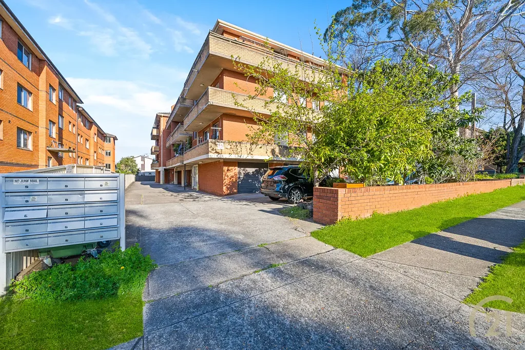 9/9 Lackey Street, Fairfield, NSW 2165