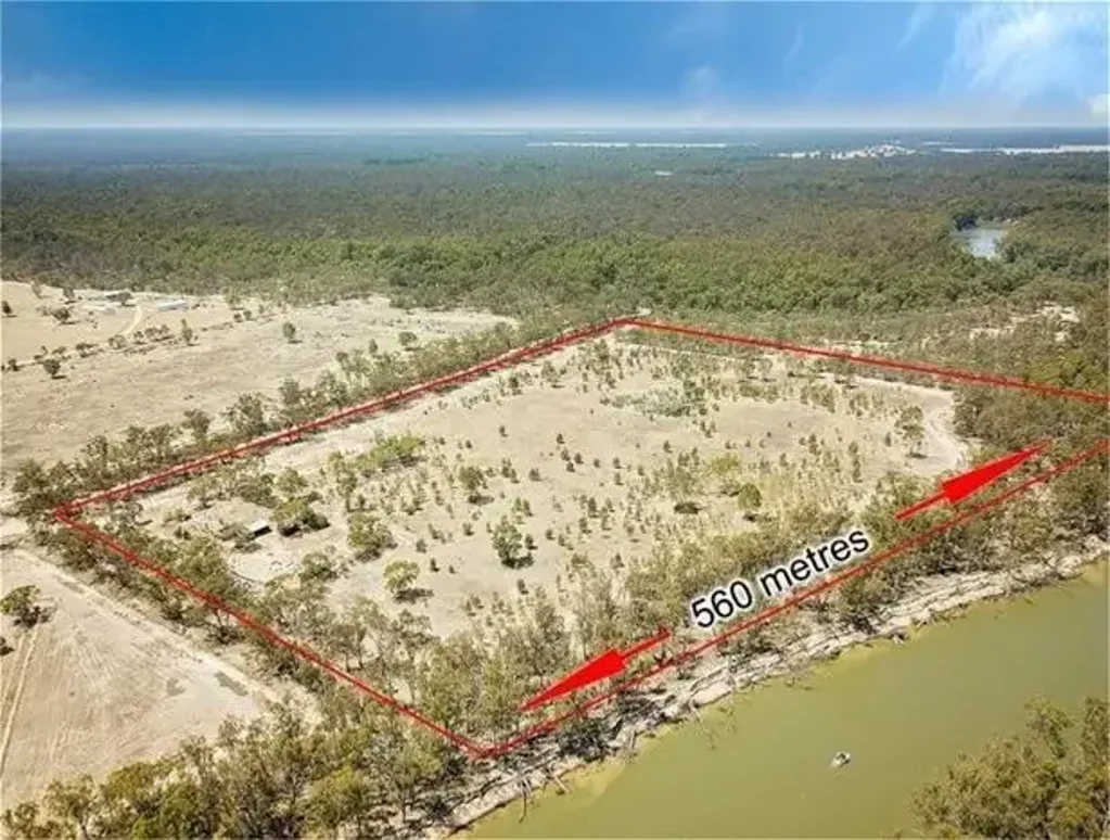 Moama Prime Rural Lifestyle Opportunity with Exceptional Features