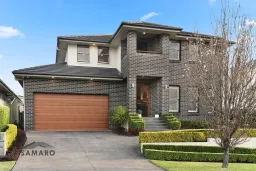 64 HERITAGE HEIGHTS CCT, St Helens Park