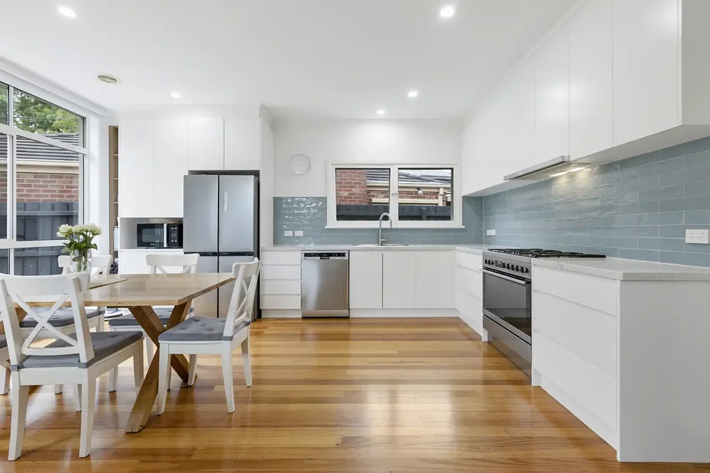 Cheltenham 3房 带私家花园休憩区的单层住宅风格 Single Level Style with a Private Garden Retreat