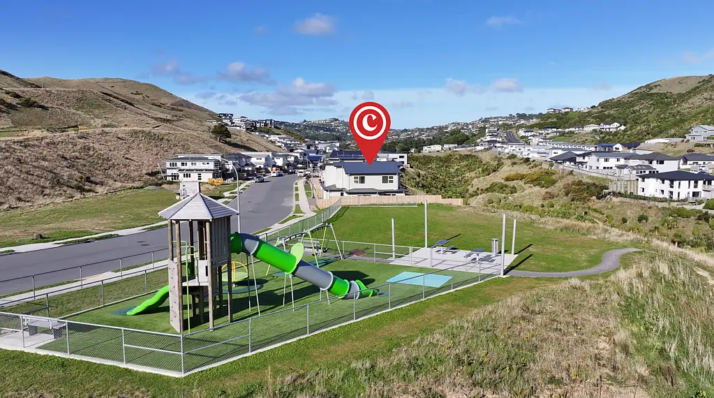 Churton Park 4침실 BRAND NEW BY THE PARK