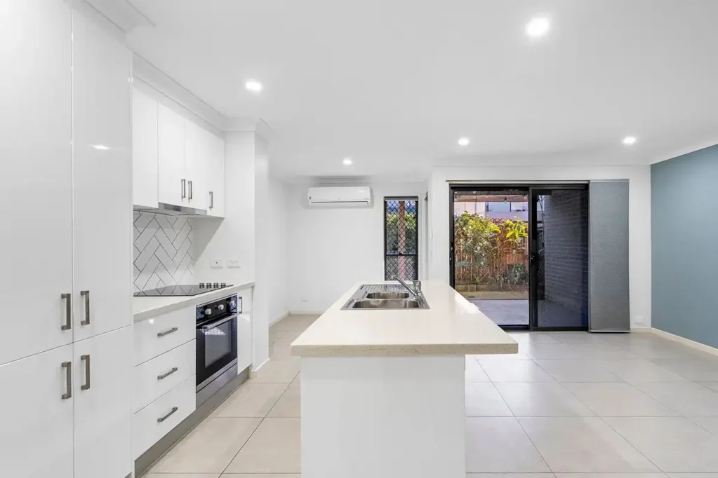Loganholme 3બેડરૂમ Modern, Low-Maintenance Living in the Heart of Loganholme