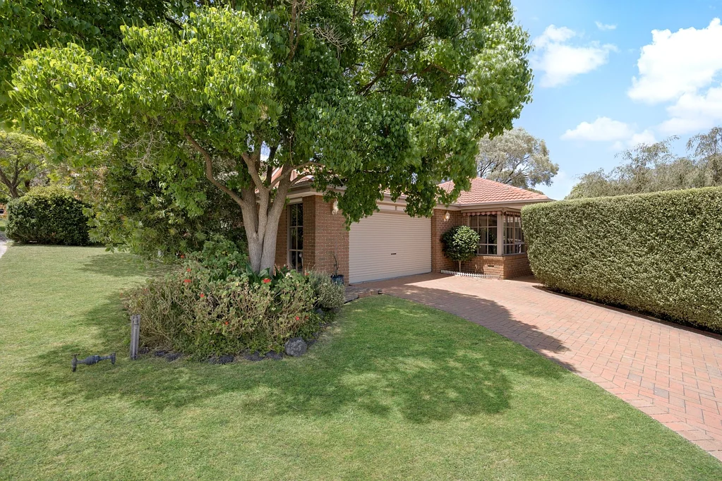 15 Hillview Place, Berwick, VIC 3806