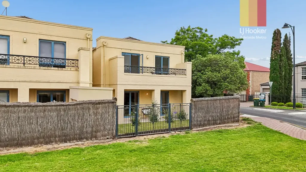 Northgate 3कमरा Peaceful Lakeside Living with Park Access