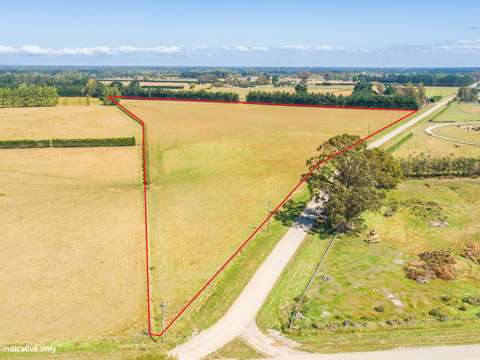 Leithfield  No Covenants – subdivision potential!