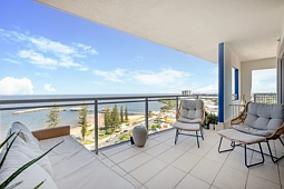 1004/185 Redcliffe Parade, Redcliffe